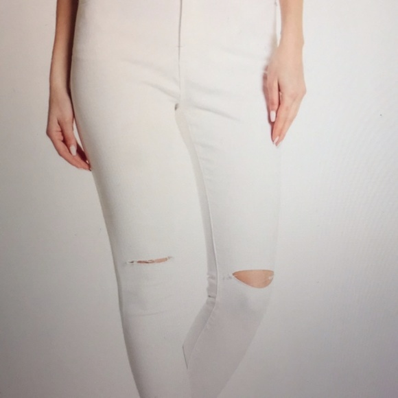 NWOT Nanette LePore HW Distressed Gramercy Skinny - Picture 2 of 11